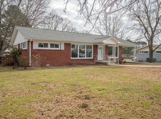 402 N Military St, Loretto, TN 38469