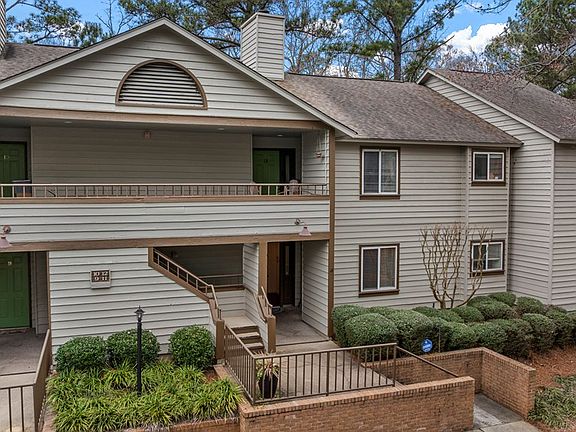 2nd image of 6400 Green Island Dr APT 11