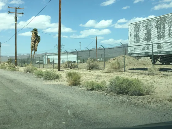 56815 Stadium Way, Baker, CA 92309