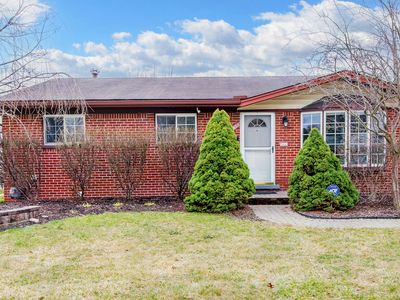 32635 Hiveley St, Westland, MI, 48186