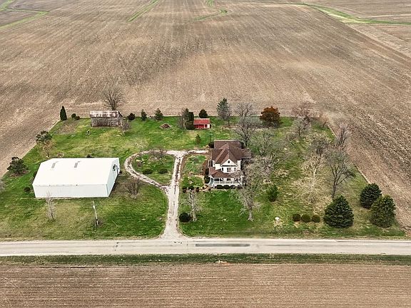 2nd image of 7961 N 3000th Rd E