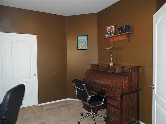 3rd image of 1334 W Brangus Way