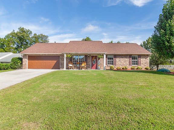 3rd image of 7807 Kellys Cove Ln