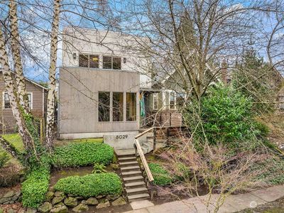 8029 Ashworth Avenue N, Seattle, WA, 98103