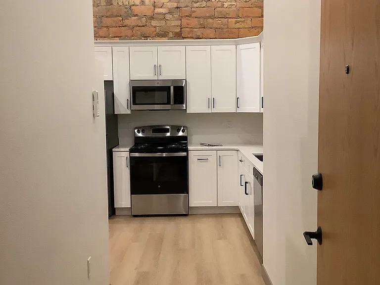 315 Main Ave #202 — Photo 4