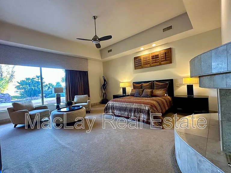 5711 W Linda Ln — Photo 32