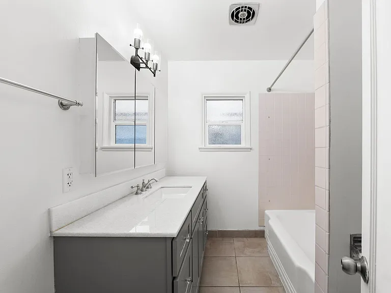 587 E Arrow Hwy — Photo 11