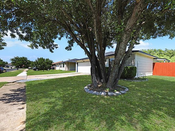3rd image of 2904 Boyd Ave