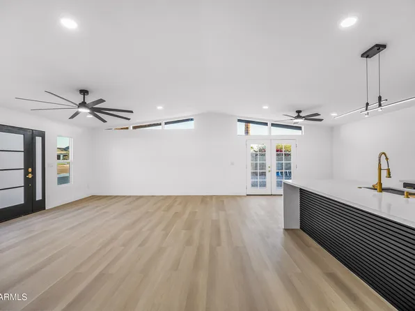 1246 E WINTER Drive, Phoenix, AZ 85020