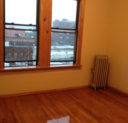 4th image of 261 14th St APT 1E
