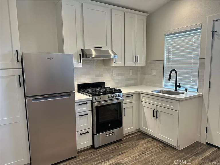728 Park Ln #2 — Photo 5