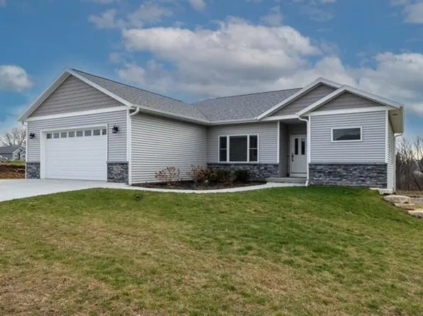 104 Tallman Ct, Ridgeway, WI 53582