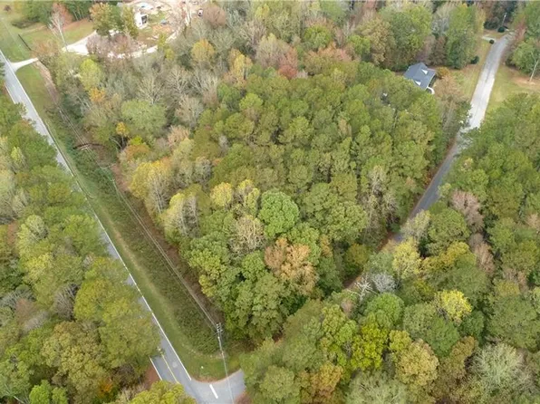 3589 Forest Edge Dr SW, Conyers, GA 30094