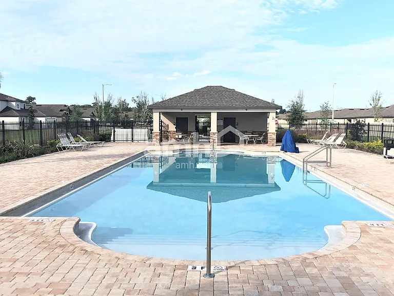 1741 Chatham Green Cir — Photo 23