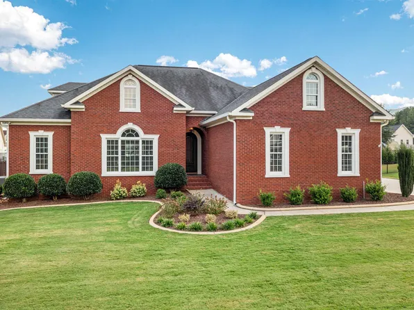 538 Justice Dr, Anniston, AL 36207