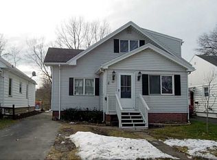 89 Eglantine Rd, Rochester, NY 14616