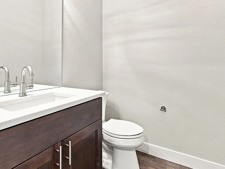 3078 S Lincoln St — Photo 8