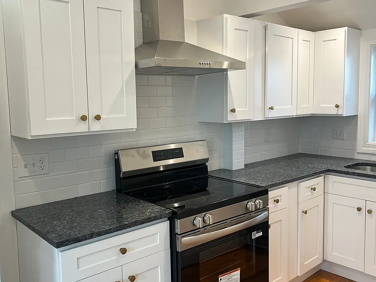 156 Union St #2 — Photo 4