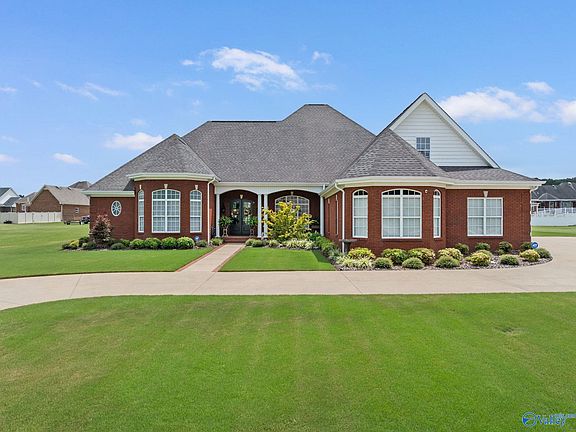 2nd image of 508 Woodfern Dr