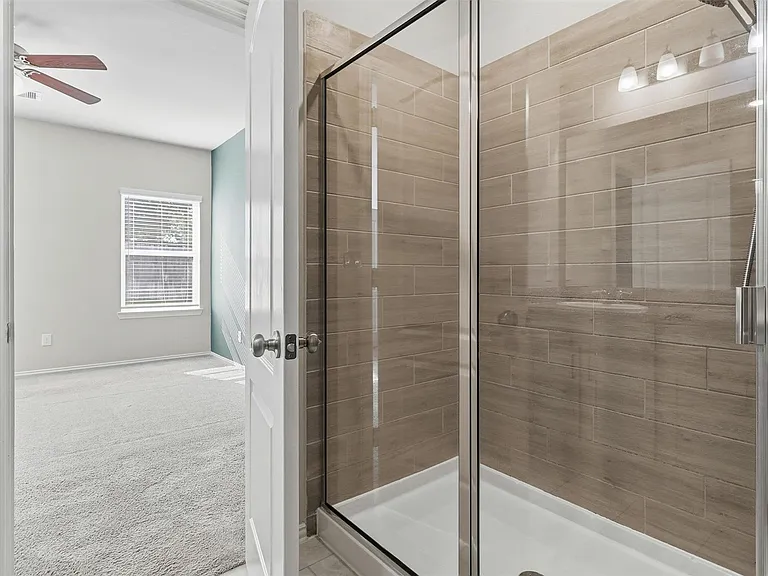 8415 Balding Dr — Photo 32
