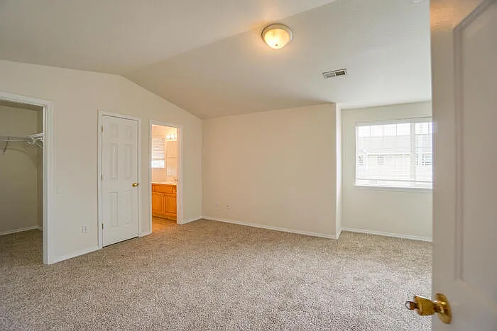 13911 NE 7th Ct — Photo 29