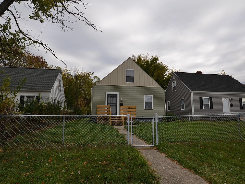1st image of 1082 E 19th Ave