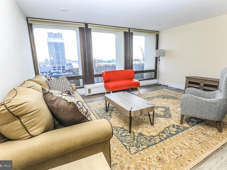 200 Locust St #6EN — Photo 9