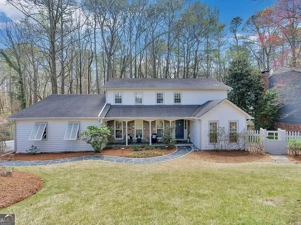 205 Mark Trl, Sandy Springs, GA 30328