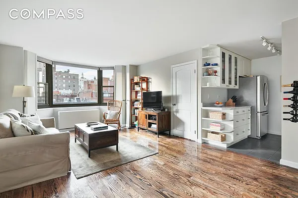 Sold by Compass | media 8