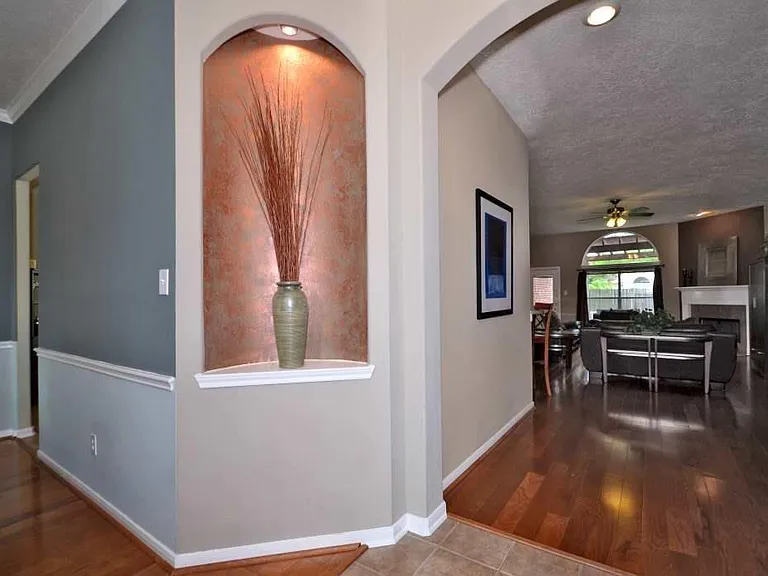 21114 Albany Park Ln — Photo 5