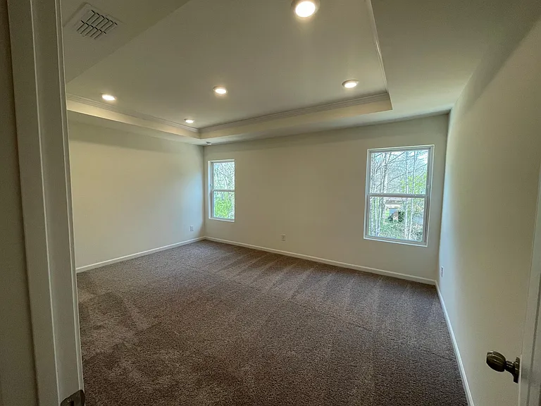 256 Abington St — Photo 9