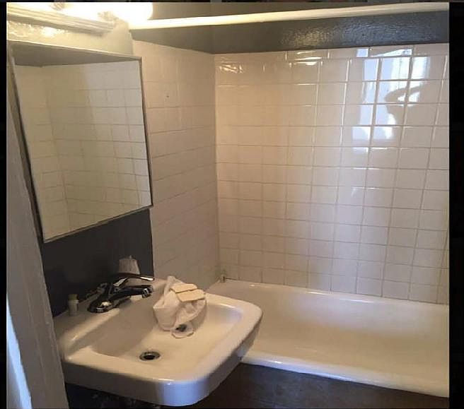 2nd image of 640 S Main St #12B