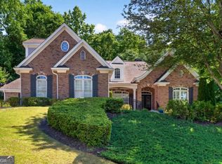 800 E Shore Dr, Canton, GA 30114