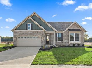 410 S Landon Ln, Springfield, OH 45505