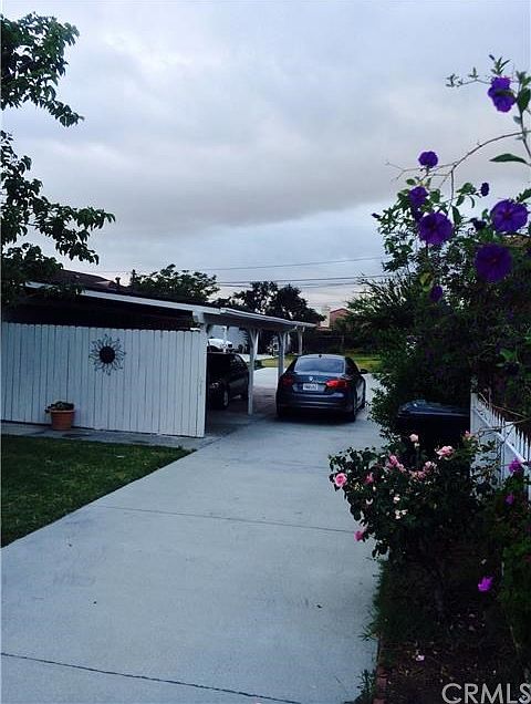 2nd image of 6660 Catawba Ave