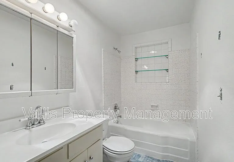 2151 Winter St SE — Photo 15