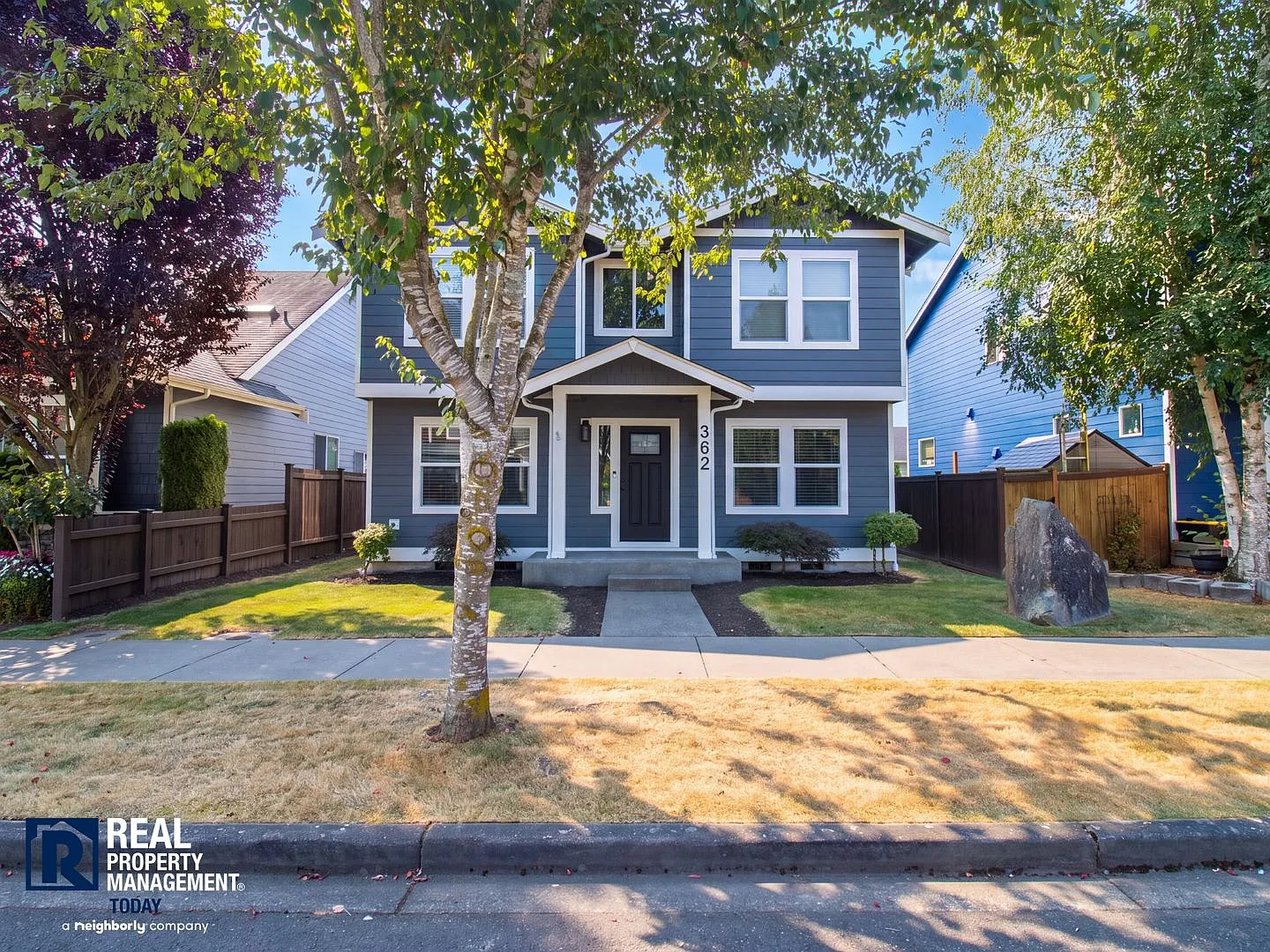 Updated 4-Bedroom Enumclaw Home | Tesla Charger, A/C & Bonus Room — Photo 2