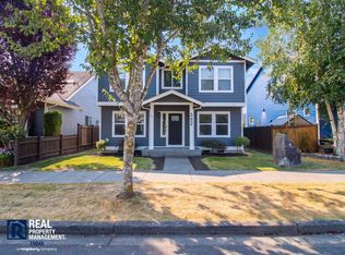 362 Bondgard Ave E, Enumclaw, WA 98022