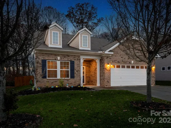 128 Paradise Hills Cir, Mooresville, NC 28115