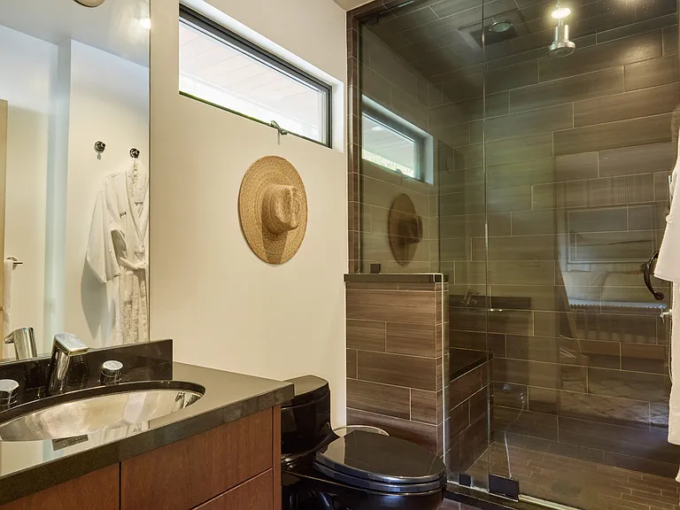 8052 Woodrow Wilson Dr — Photo 12