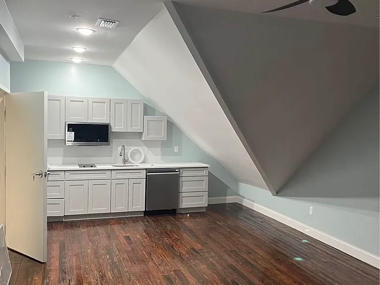 2345 Park St #320 — Photo 1