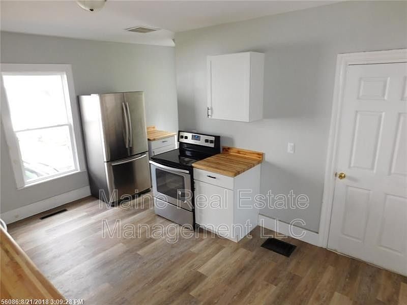 132 Union St, Brewer, ME 04412 Zillow