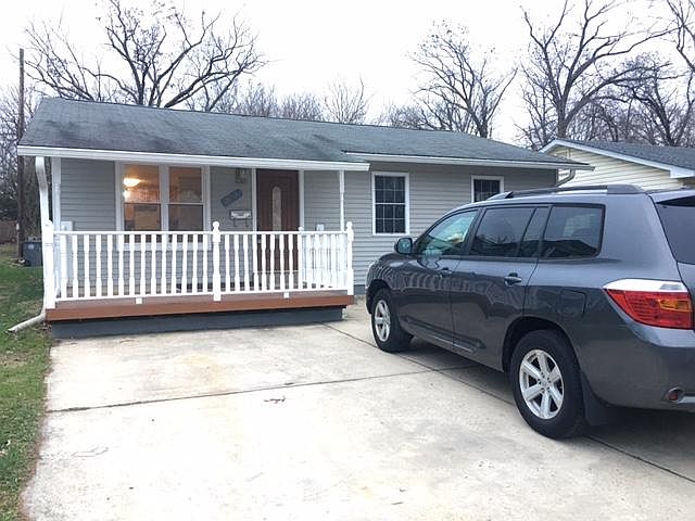 1st image of 912 N Stonestreet Ave