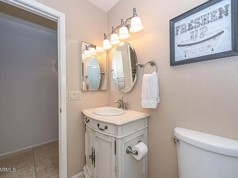 10509 W Runion Dr — Photo 21