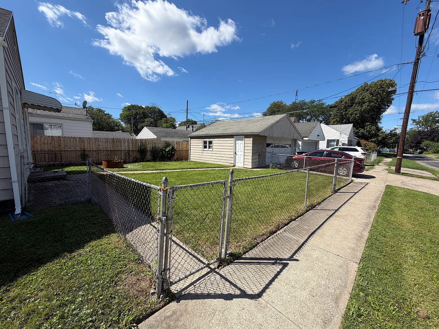 2 bed, 720 sqft, $1,495 — Photo 3