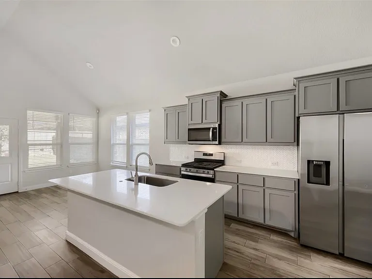 2632 Jordan Dwyer Way — Photo 4