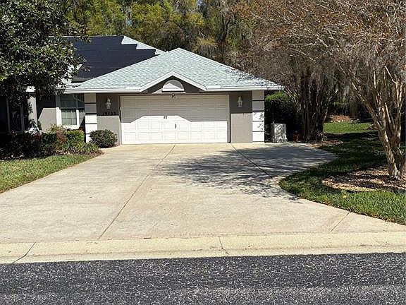 3rd image of 19433 SW 82nd Place Rd