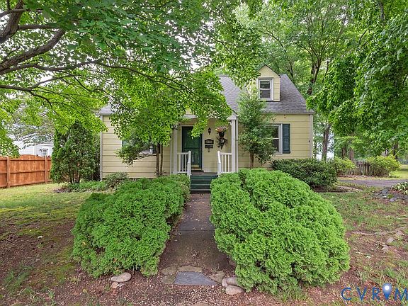 2nd image of 5400 Bondsor Ln