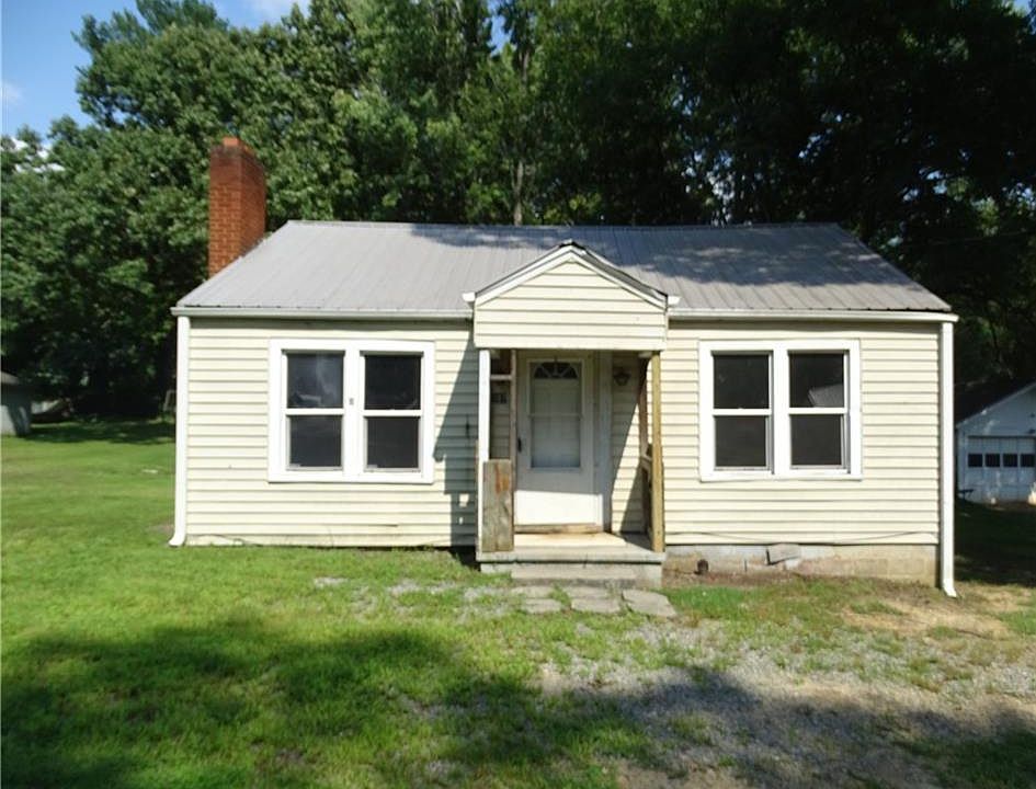 1st image of 307 Goforth Dr
