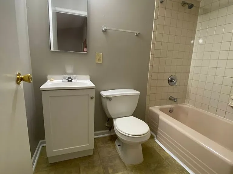 2448 W Kilbourn Ave - 14 unit (ACE Property) — Photo 7